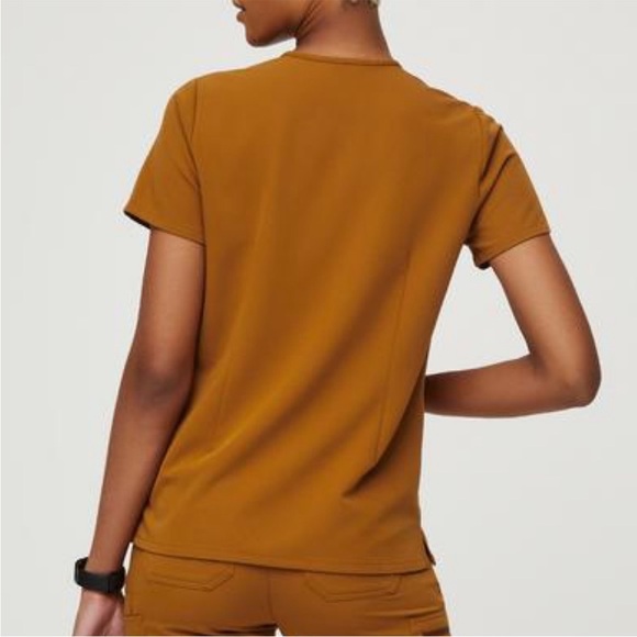 FIGS scrub set - Picture 3 of 12